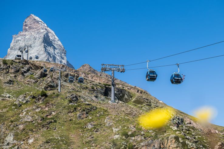 Cable cars near Schwarzsee